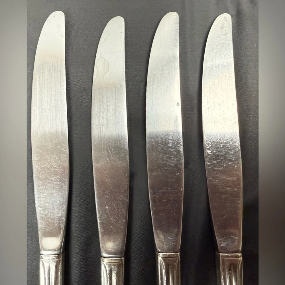 Vintage ONEIDA SILVER Park Lane-Chatelaine-Dowry (Silverplate) Lot‎ of 4 Knives